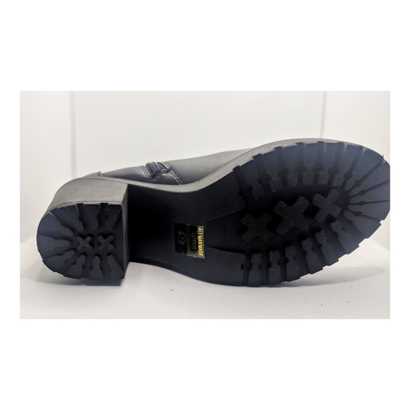 SODA Lace Up Booties with Chunky Heel - Picture 5 of 8